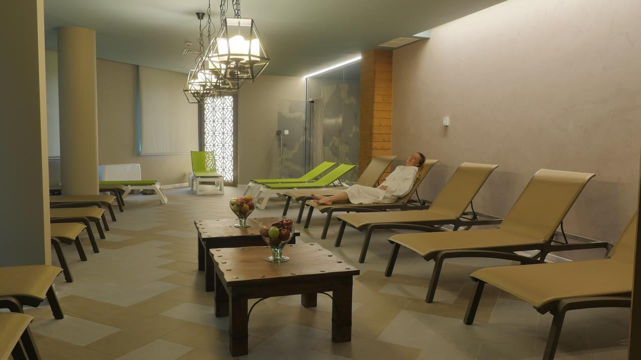 Hot Springs Medical And Spa Баня Экстерьер фото